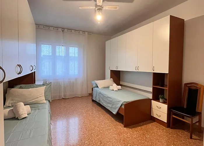Attico San Marco 108 - 10min From Venice Апартаменты *