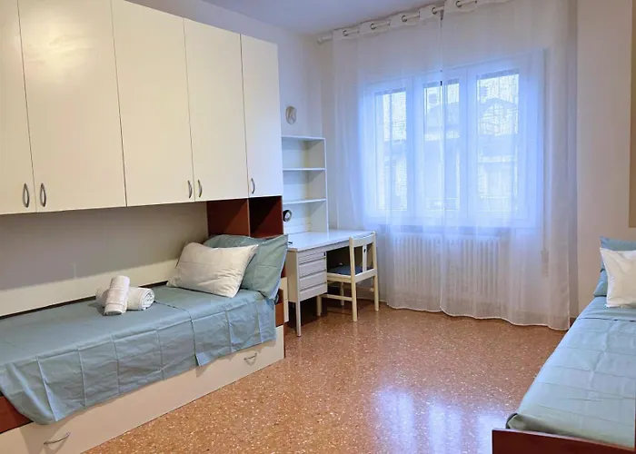 Апартаменты Attico San Marco 108 - 10min From Venice *